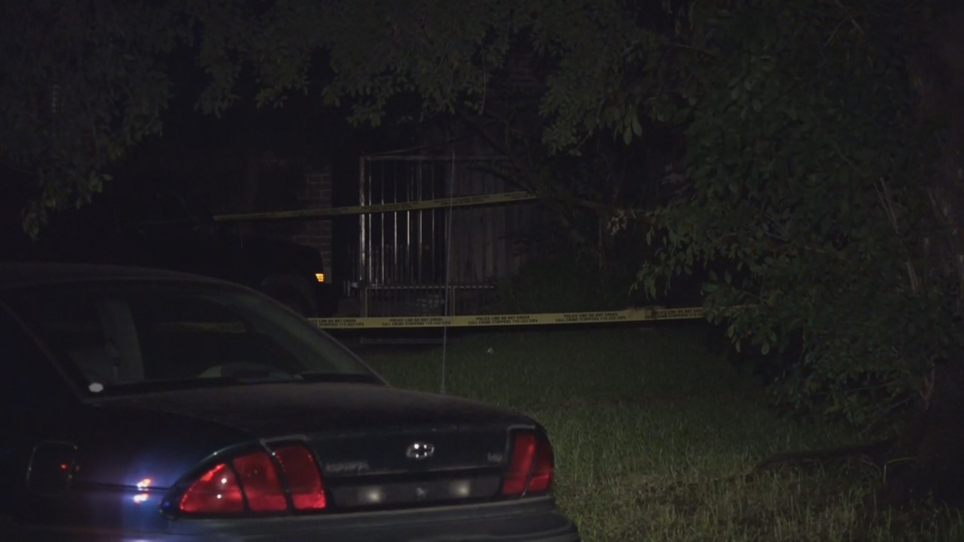 Teen wounded in shootout outside Afton Oaks home